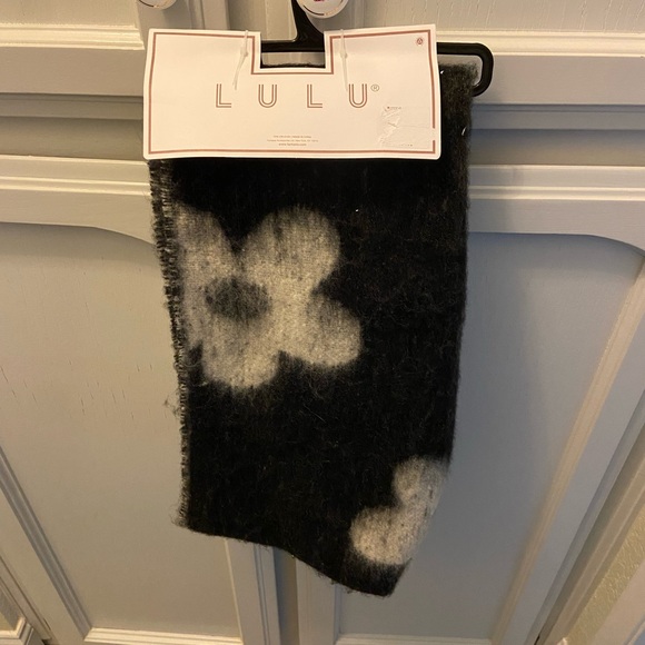 Macy's Elegant Black and White Floral Scarf - Picture 1 of 4